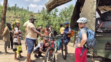 Etappenstart zur Ruanda eBike-Tour