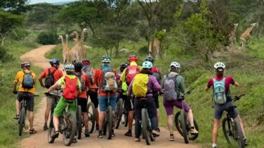 Erste Wildlife Begegnung im Mburo Nationalpark auf der eBike Mountainbike Safari