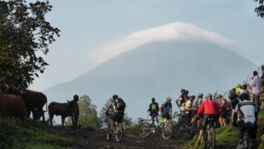 Die eBike Mountainbike Piste führt direkt zum Muhabura Vulkan