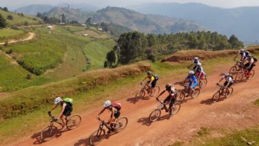 Die Ruanda eBike Tour trifft auf herrliche Hügellandschaften
