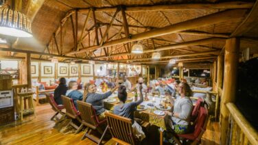 Fly-in Luxus Safari - Buhoma Lodge Restaurant
