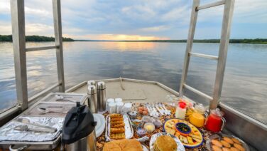 Fly-in Luxus Safari Sunset Nile Dinner auf dem Nil