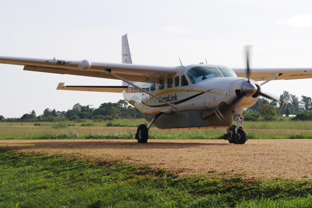 Fly-in Busch Safari Cessna Entebbe-Kihihi