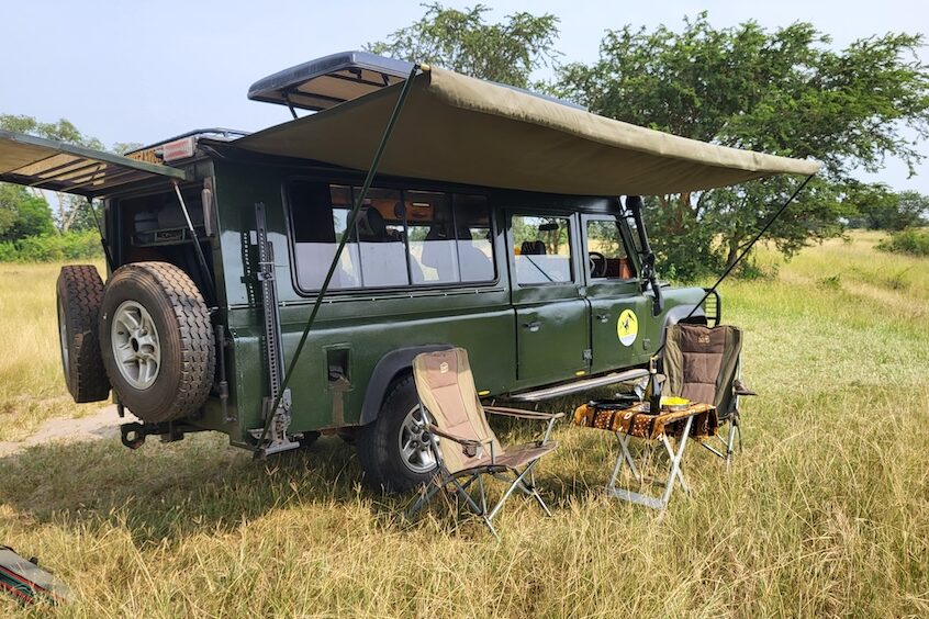 Land Rover für Ishasha Glamping Safari